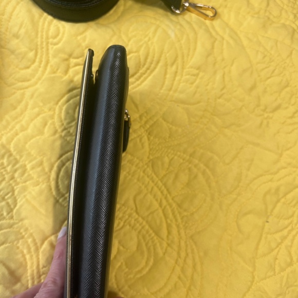 Authentic Prada wallet on adjustable crossbody strap - Picture 9 of 16